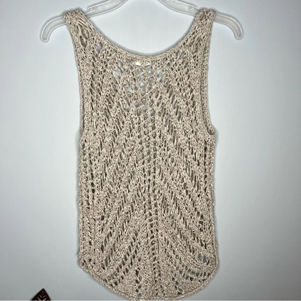 Eileen Fisher Beige Crochet Sleeveless Tank M 10 - 12 - Picture 4 of 6